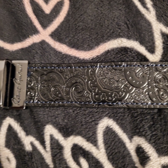 Robert Graham Men's Embossed Reversible Leather Belt size 36 NWT - Picture 3 of 4